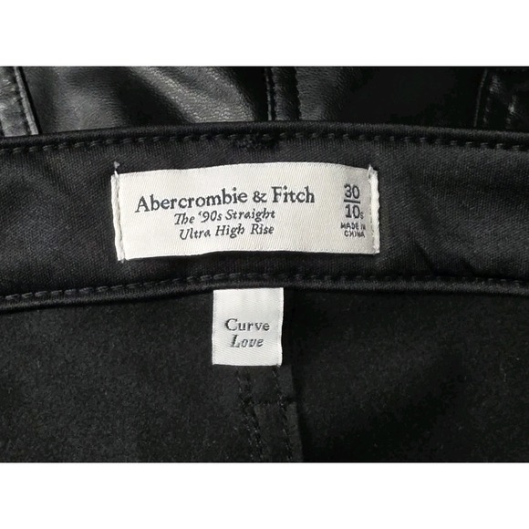 Abercrombie & Fitch Jeans‎ 90s Straight High Rise Denim Faux Leather 10/30 Short - Picture 3 of 6